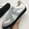 Zapatos de vestir de cuero genuino de moda Hombres de negocios Zapatillas de deporte de diseñador Zapato a cuadros Zapatilla de deporte de plataforma clásica Mujeres Pisos de entrenador a rayas vintage Zapatos de temporada