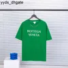 Botteg Venetas Classic Shirt Designer t Brand New Green Triangle Letter Necklace Short Sleeve Casual Men and Women Loose T-shirt P8ZF