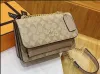 2023 الأزياء مصممة كلاسيكية الأزياء Crossbody Bag Designer Women Handbag Counter Counter Counter Designers Handbag Leather Tote A01