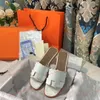 المصمم Oran Slippers New Oran Shippers 10A Women Diamond Women Clipper Flat Flip Flip Shoes Summer Outwear Beach Slippers Crocdile Slippers with Box