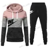 Tweedelige damesbroek Dames Trainingspak Patchwork Hoodies + joggingbroek 2-delige set Herfst Winter Fleece Mode Cusual Streetwear Vrouwelijke truipak T240124