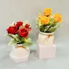 Fiori decorativi Piante in vaso artificiali Set di piante in stile scandinavo con tre rose Bonsai in vaso con bordo tornito piccolo per desktop