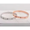 Bracelets de manchette d'amitié Bracelets pierres CZ motif coeur Bracelet de couleur or en acier inoxydable