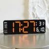 Wanduhren 13-Zoll-Digital-Wanduhr, LED-Wecker mit Kalender, Fernbedienung, Tischuhr, Lichtsensor, selbstklebende Wanduhr für Schlafzimmer