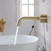 Rubinetti per lavandino del bagno Rubinetto in ottone dorato spazzolato di alta qualità di lusso Rubinetto per lavabo con acqua fredda a parete 1 maniglia alta