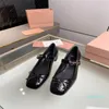 أحذية الربيع الواحدة المستوردة من جلد الغنم السيدات الأزياء الصنادل الفاخرة الحجم 35-39