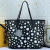 2023 Women Shoulder Bags Leather Shopping Bag Large Capacity Tote Fashion Letters White Polka Dot Print Meduim Handbag With Zip Po219J