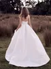 Sexy A-Line Wedding Dresses Strapless Sleeveless High Side Slit Pleated Satin Bridal Gowns Court Train 2024 Summer Garden Beach Long Bride Wear