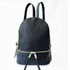 Famous Brand Backpacks Moda Women Lady Lady Black Red Rucksack Bag Charms Backpack Style 6 Colors209H