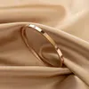 Bracciale da donna classico in acciaio al titanio in oro 18 carati di vendita caldo alla moda con stella a cielo pieno versione stretta