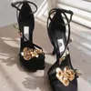 Mulheres Sandália De Luxo 3d Floral Ouro Orquídea Sapatos De Salto Alto Para Mulheres No Início Da Primavera Verão Novo Dedo Do Pé Quadrado Com Sandálias De Seda Noite Melhores Sapatos Únicos