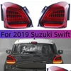 Bilens bakljus styling för 20 19 Suzuki Swift Taillight Assembly LED Running Light Streamer Turn Signal Brake Reverse Lamp Drop Deliv OT7JZ