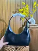 borsa a tracolla della borsa designer Nuova Trend Rigriscio retrò di alta qualità versatile Crescent Crescent Classic Women's Borse