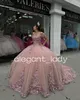 Розово-розовые блестящие платья принцессы Quinceanera с открытыми плечами и 3D цветочной аппликацией, корсет, свадебное платье xv anos 2024, сладкое 15 платье для выпускного вечера