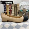 Designer Channel High Heels Womens Shoe Calfskin Catwalk Pumpar Luxury Flat Heel äkta läder öppet på formell chunky kattunge klack slingbacks damer sandaler