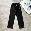 Ontwerper mannen Carharts broek en overalls Vintage Amerikaanse jas Cargo broek slank geschilderd Patch uitloper Carharts Jeans 979 740