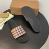 Sommer Vintage Plaid Hausschuhe Mule Slide Designer Sandale Luxusmarke Flip Flops Strand Frau Schuhmode Flache Ferse Sandalen Outdoor Leder Mann Sliders Großhandel