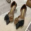 Scarpe eleganti 2023 Nuovo colore misto Bowtie Scarpe con tacco alto Donna Due pezzi Tacchi sottili Décolleté Donna Punta a punta Elegante Slip-On Scarpe da festa DonnaL2402