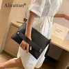 Clutch Bags Bag Female PU Leather 2021 Trendy Casual Fashion Envelope Personalized Wrist Wild Temperament2635