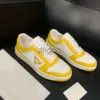 Erkek Lüks B22 Sıradan Ayakkabı Tasarımcı Ayakkabı Orijinal Deri Yüksek Son Küçük Beyaz Ayakkabı Moda Kadın Koşu Ayakkabıları Düşük Top Spor Ayakkabıları Ayakkabıları