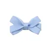 Accessoires pour cheveux 10pcs Clips de bébé faits à la main Broderie Tissu neutre Fille Bow Couleur unie Alligator Barrettes pour tout-petits