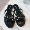 2024 Moda Mujer Zapatillas Remaches Jelly Sandalias Diseñador Diapositivas Bowtie para niñas Chanclas Letras Impresas Marca Zapatilla 35-41