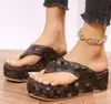 Luxury Slippers Slide Brand Designers Women Ladies Hollow Platform Sandals Women's Slide Sandal With Lnterlocking G Lovely Sunny Beach Woman Shoes Slippers G699