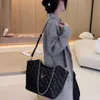 New High Appearance and Large Capacity Lingge Cowhide Lazy Tote Bag Fashionable and Fashionable One Shoulder Crossbody Bag