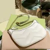 Moda bolsa de ombro ao ar livre feminina axilas saco entrelaçado metal carta acolchoado em forma de v design bolsa de couro