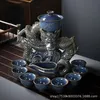 China Dragon Semi-Automatic Tea Set Lazy Brewing Kung Fu Hushållens keramiska pottceremony231Z