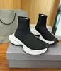 Pary Outdoor Runner Sock Buty sportowe 3xl Sneakers Kobiety Buty Runn Knit Mid-Top Trainer Buty 35-45 z pudełkiem