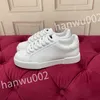 2024 Nya heta designer skor tränare sneaker mode skosnot casual skor kvinnor män toppkvalitet läder plattform sneakers storlek 35-45 FD240102