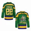 Maglie da hockey del film Mighty Ducks 66 Gordon Bombay 96 Charlie Conway 99 Adam Banks 44 Fulton Reed 21 Dean Portman 8 Teemu Selanne 9 Paul Kar 86