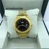 Luxury Watch Clean Factory Designer Fashion Full Full Male Style Date Luxury avec acier Metal Clock