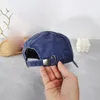 Kadın Tasarımcı Şapkası İlkbahar/Yaz Seyir Renkli Beyzbol Kapı P Mektubu Çılgın Plaj Güneşlik Şapkaları Açık Spor UNISEX Kotu Delikli Retro Sanatçı Casquette