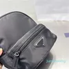 Sac à dos en nylon de sac à dos de créateur sacs à main unisexes classiques sacs de triangle noir zipper de haute qualité multi-poches scolaires