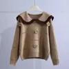 Kvinnors tröjor Kvinnor Spring Autumn Preppy Style Floral Sweater Topps Korean Lady Chic Perer Pan Collar Knit Pullovers 2024 Knitwear Kvinna