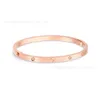 Designer C-Arter-Armband Gold CNC V High Version Rose Narrow Edition mit vier Diamanten und sechs klassischen Wasserfall voller Sterne 2Y11