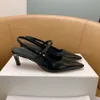 أعلى جودة طمث بسيطة Toteme صندل Slingback Pumps أحذية جلدية التفاف من أصابع القدم المطبوعة كعب الكعب ثياب أحذية مصممة فاخرة أحذية الكعب أحذية المكتب