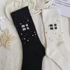 Socken für Damen, Baumwolle, 1 Paar, Briefdruck, Designer, atmungsaktiv, Schlauch, Skateboard, niedliche Socke für Damen