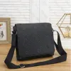 AA Luxurys Erkek Omuz Çantası Evrak Çantası Çanta Tasarımcıları Çantalar Clamshell Moda Messenger Çanta Çanta Erkek Kadın Okul Okulu Kitap Çantası Marka Crossbody