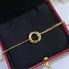 Pulsera Trinity Pulsera con dijes para mujer de diseño Chapado en oro 18K Calidad T0P Reproducciones oficiales Diseñador de la marca Regalo de aniversario con caja 007