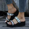 Pantofole Scarpe da donna Fondo spesso con tacco inclinato con spiaggia di diamanti di supporto per ampia taglia da donna 11 Punta aperta
