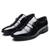 اللباس أحذية رسمية واسعة الكعب رجل سلال بنية بني رجال أحذية رياضية الرياضة Tennes Sneakersy Besket Classic Carp