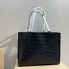 豪華なトートバッグの女性の本ブラックウォレット財布レザーレザーレザーウーマンウォレットプロクストートバッグ大手デザイナーハンドバッグデザイナー