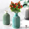 Fleurs décoratives 5 pièces tige artificielle de fraise simulée fausses Branches de Fruits Vases en plastique décor à la maison Bouquet plantes ornements tiges