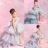 Nowe koronkowe sukienki o wysokiej niskiej dziewczęce kwiatowej na ślubne spódnice małe dziewczynki w konkursie