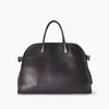 Femmes The Row Sac en cuir Margaux15 Botes de grande capacité Luxury Margaux 10 Handbag Park Tote Designer Camdem Flat Sprpe Strap Ferme Soft Terrasse Purse