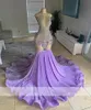 Purple Sexy Diamonds Lilac Prom Robe pour filles noires perles de cristaux en cristal plumes plus taille d'anniversaire