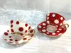 Tazze Tazza retrò con livello di aspetto combinato occidentale moderno in ceramica a pois rossi e bianchi